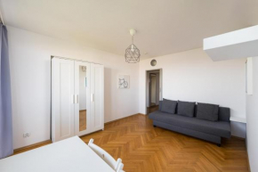 Smolna City View 7th Floor Apartment